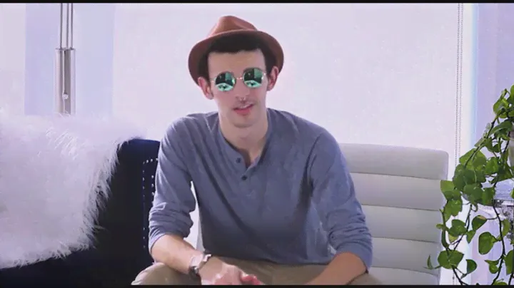 Lennon style round sunglasses